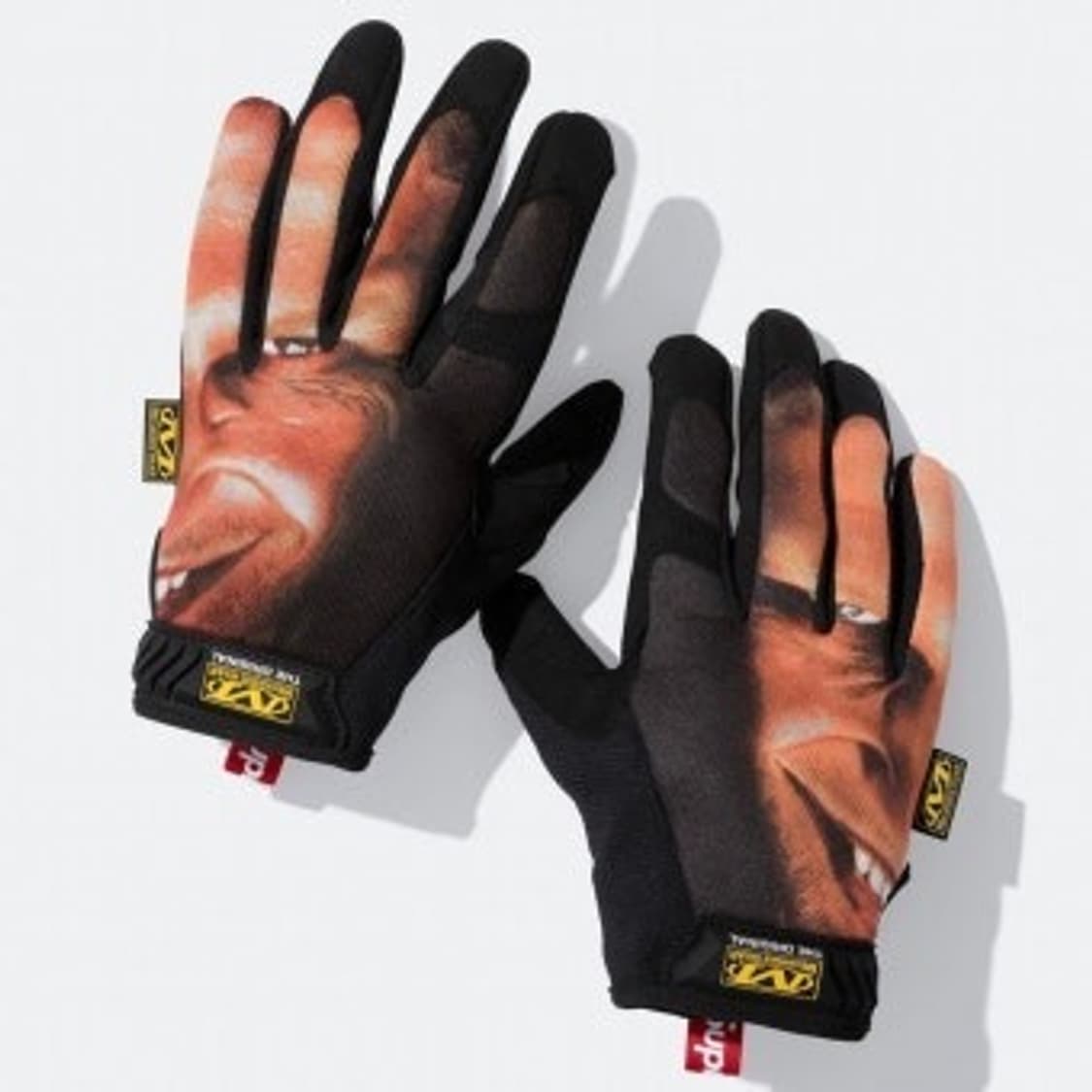 구매글) 슈프림 에이펙스 트윈 글러브 상품이미지1