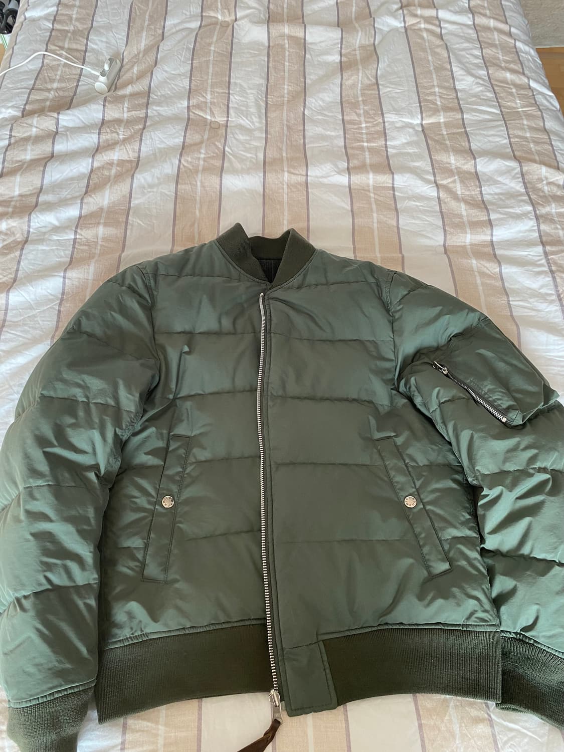 나나미카 na-1패딩 팝니다 상품이미지1