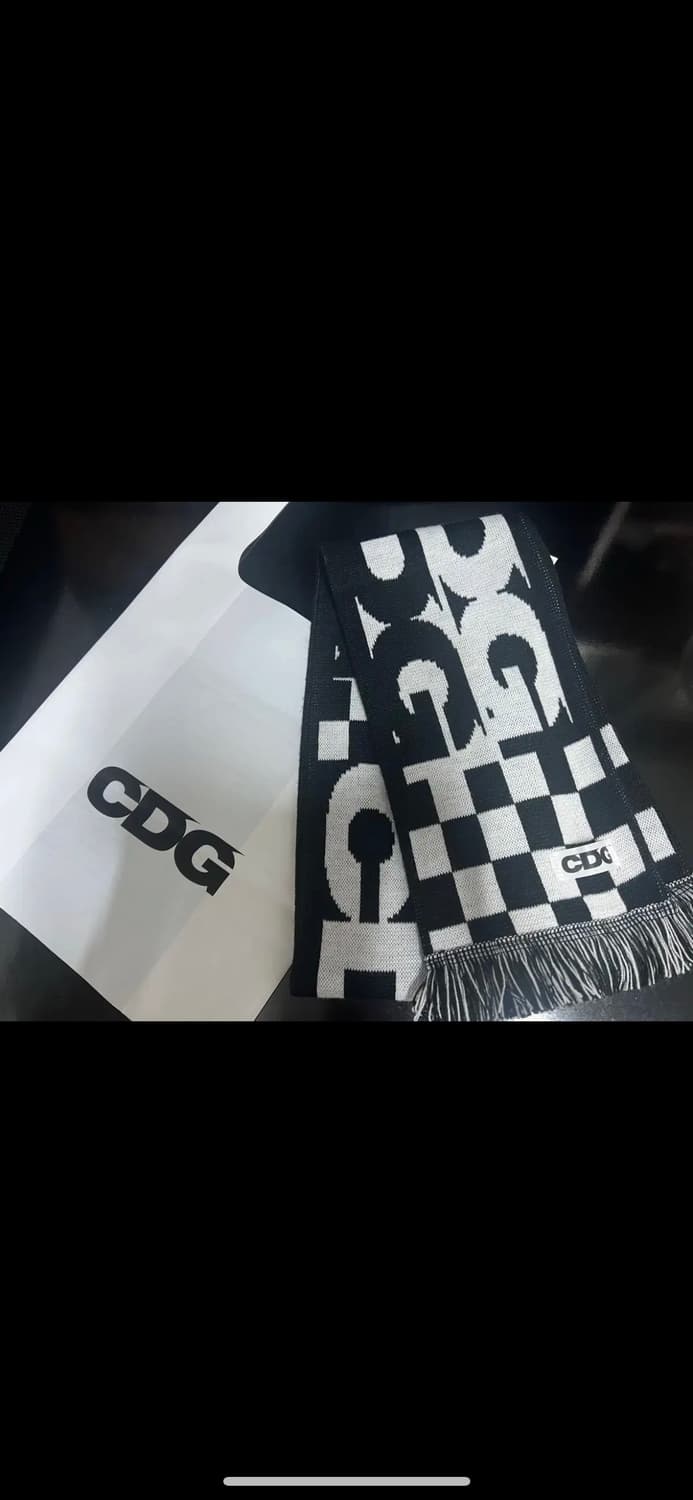 CDG 꼼데가르송 머플러 상품이미지1