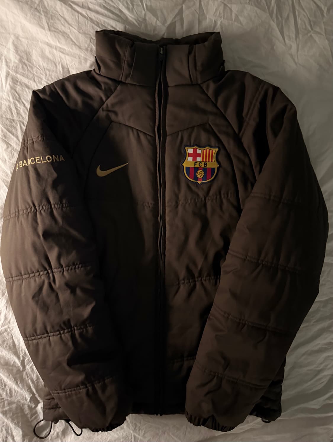 나이키 바르셀로나 패딩 브라운 상품이미지3