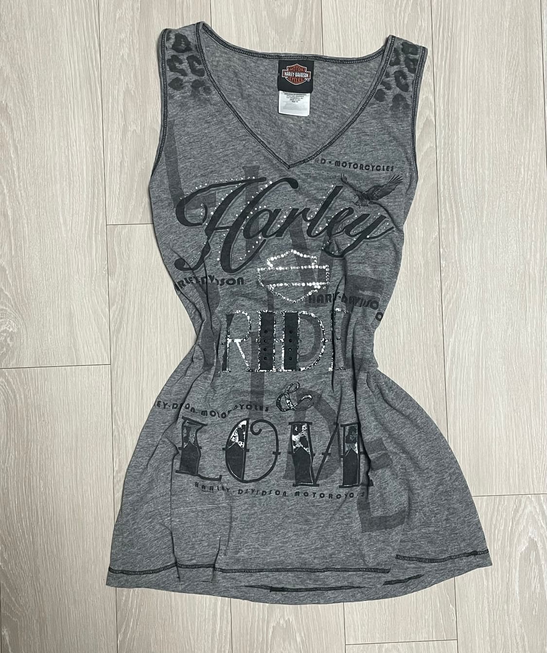 할리데이비슨 그레이 큐빅 레터링 나시 슬리브리스 민소매 펑크 y2k  상품이미지2