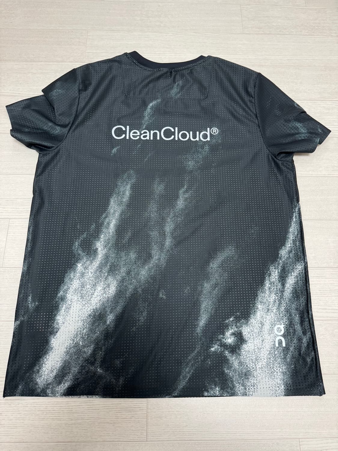 온러닝 페이스 메쉬 티 블랙 글레이셔 M 상품이미지2