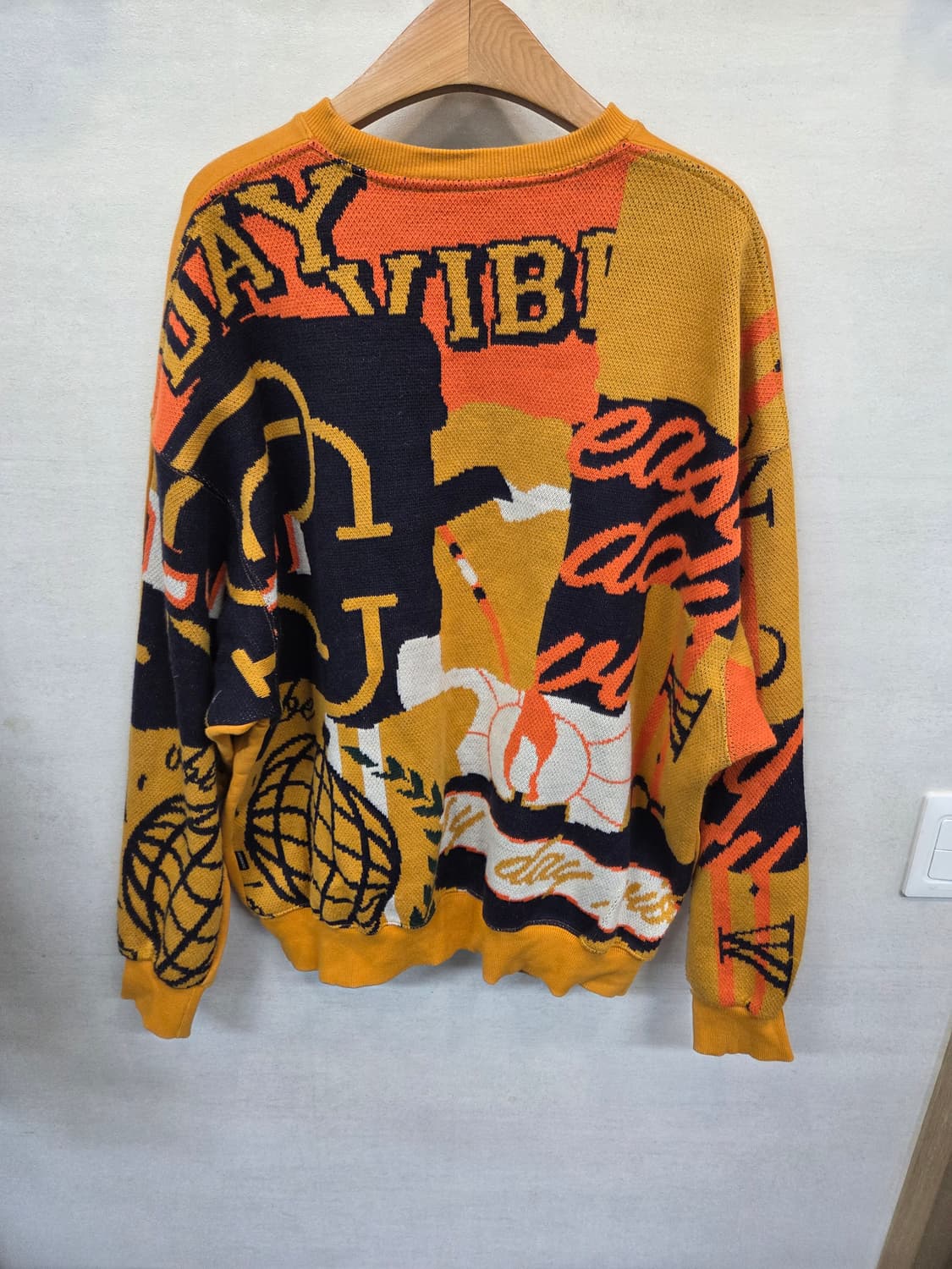 로맨틱크라운 니트 맨투맨 L 상품이미지2