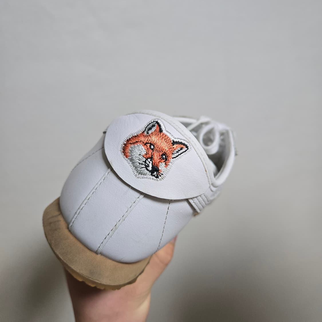 푸마 메종키츠네 로마 화이트 스니커즈 / 남성 신발 / 남성 스니커즈 상품이미지4