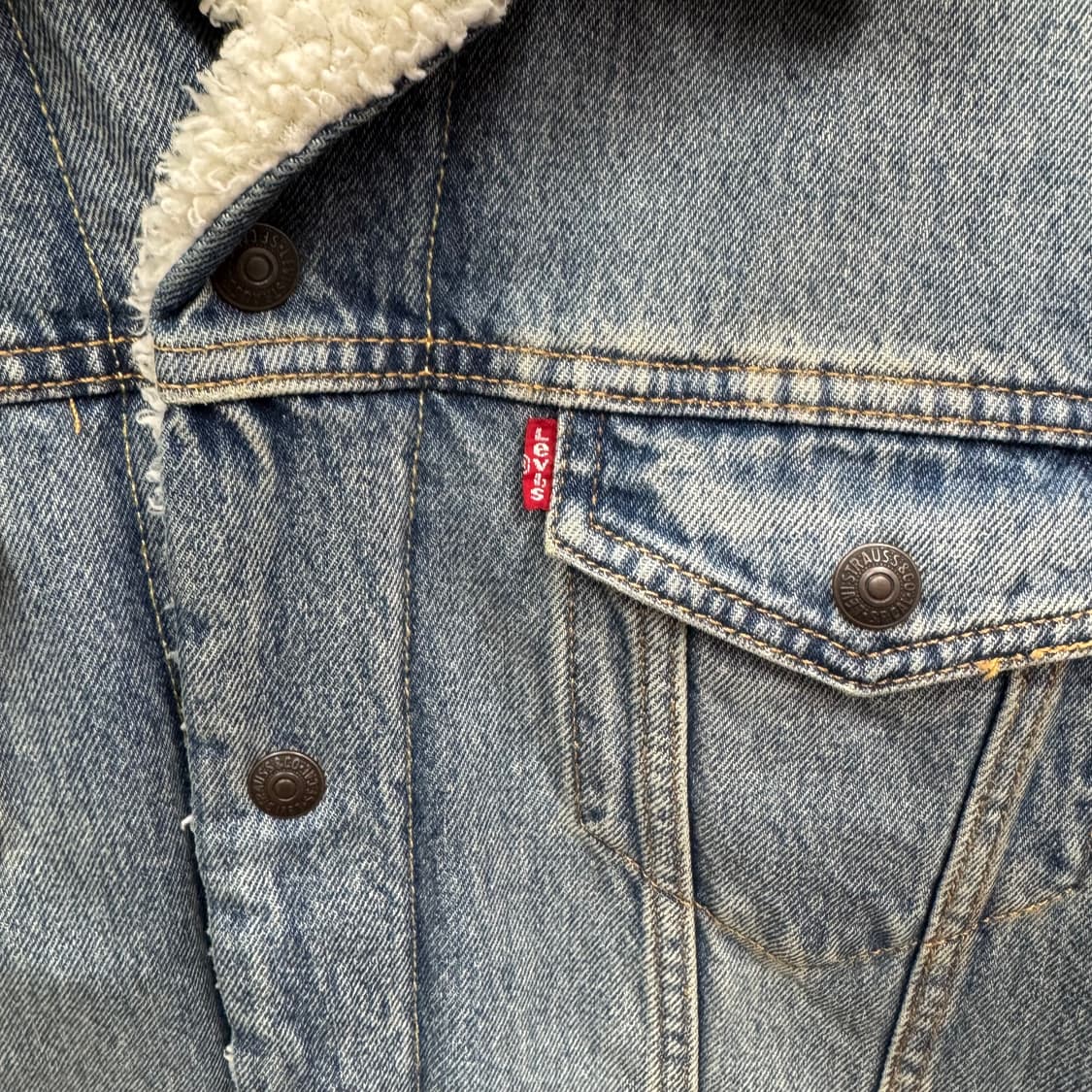 리바이스 타입 3 쉐르파 연청 데님 트러커 자켓 상품이미지5