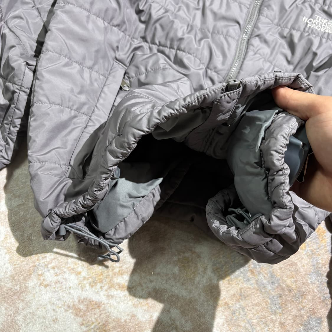 노스페이스빈티지 그레이 경량패딩 상품이미지5