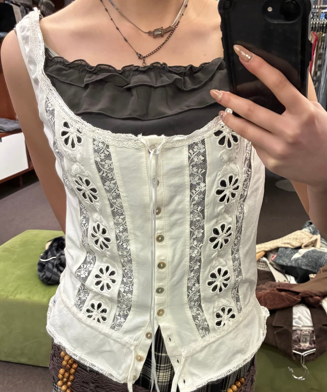 2)Japanese vintage 여성 꽃 펀칭 단추 포인트 블라우스 상품이미지1