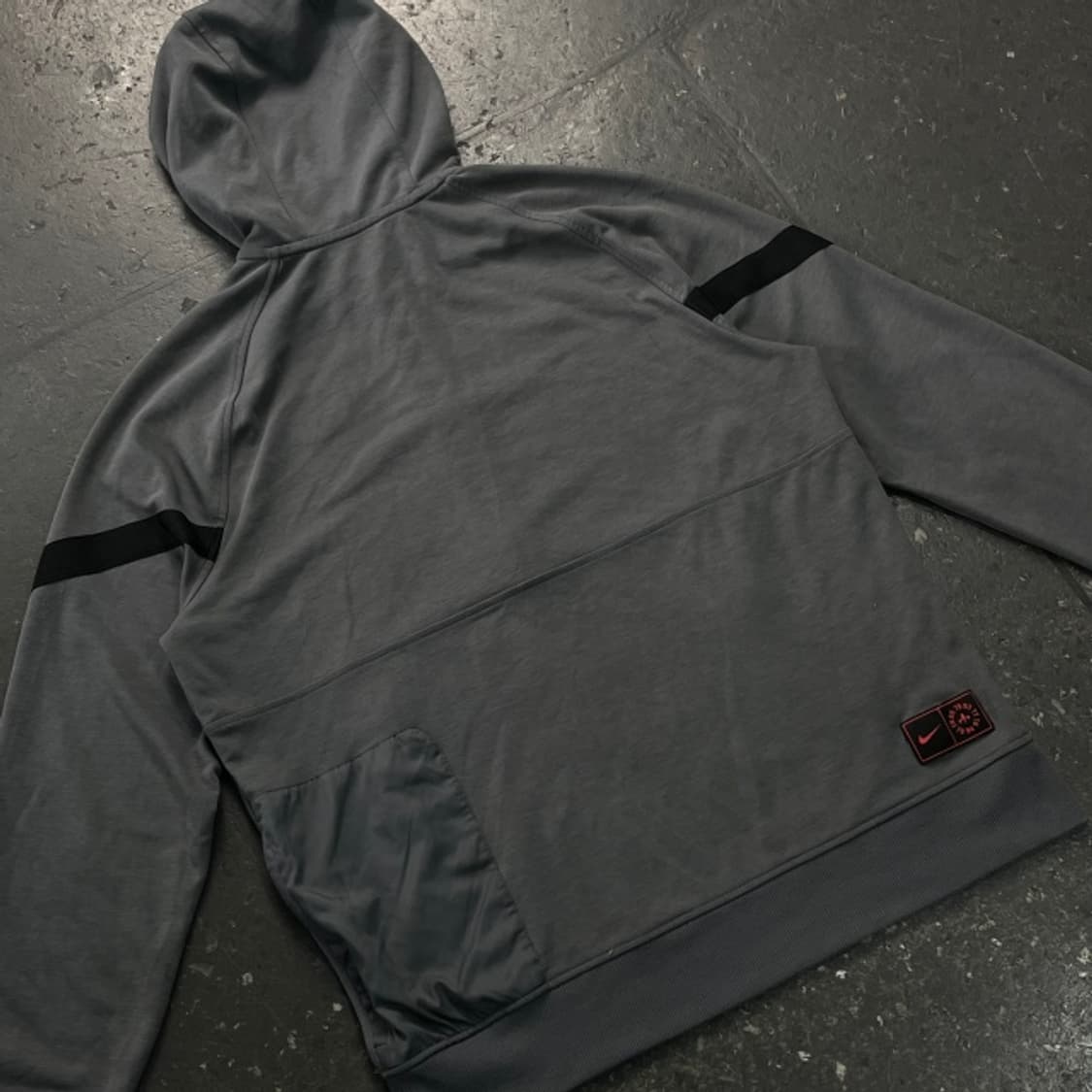 100 나이키 파리생제르망 반집업 후드티 상품이미지5