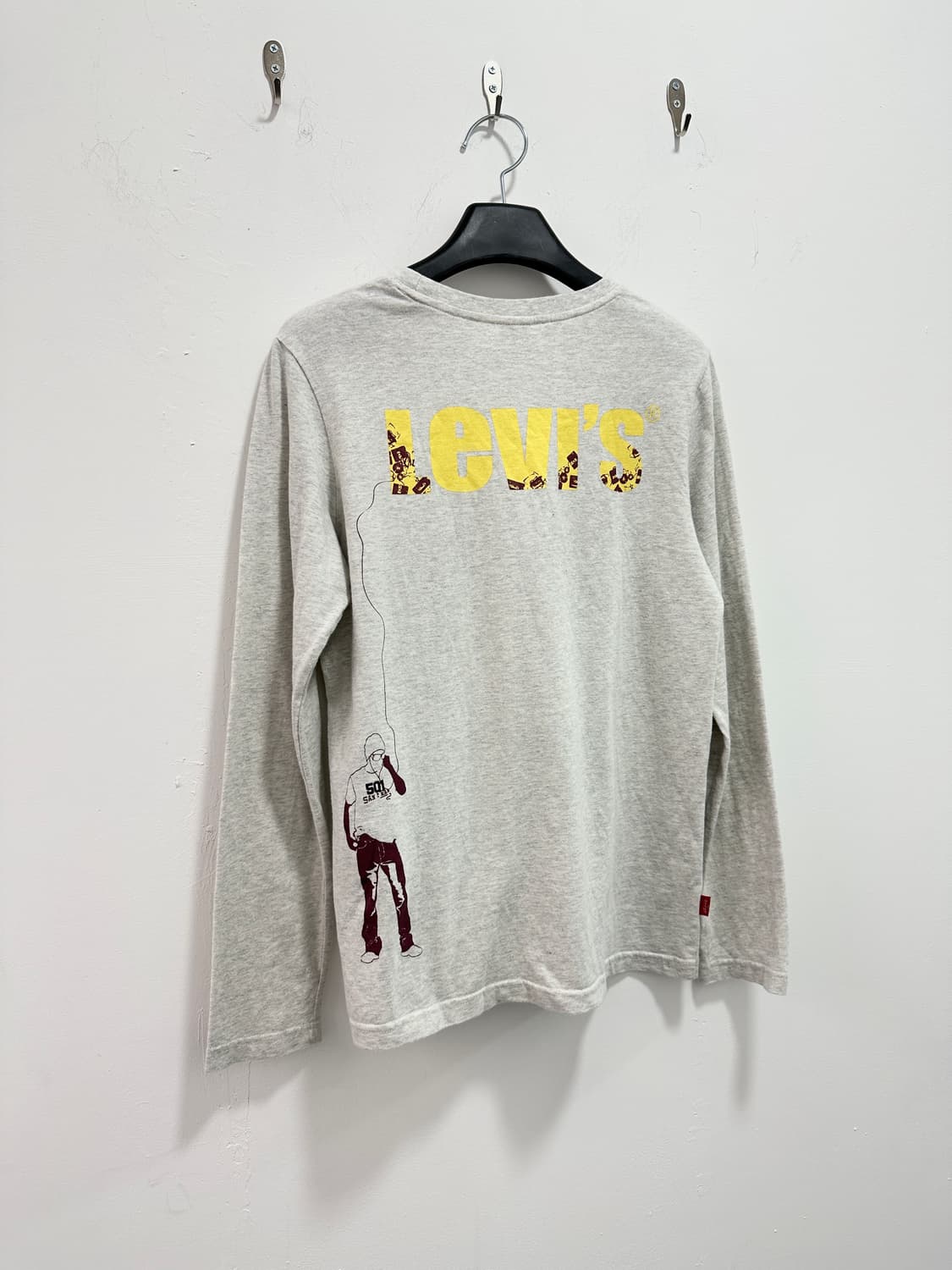 Levi’s red tap back printing long sleeve 상품이미지2
