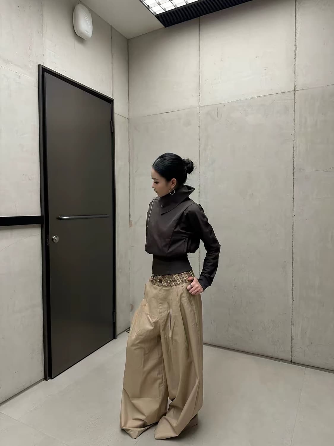 사선 지퍼 디테일 봄버 자켓 상품이미지5