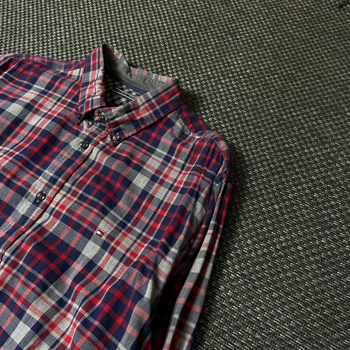 타미힐피거 레드 네이비 체크 긴팔 셔츠 뉴욕핏 상품이미지5