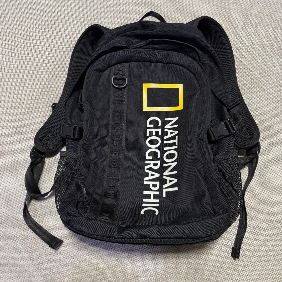 내셔널지오그래픽 빅로고 베이직 백팩 상품이미지1