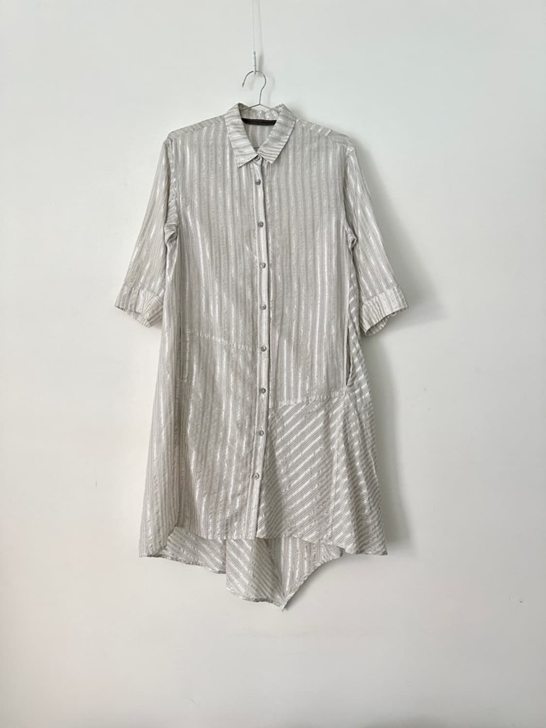 DEMOO PARKCHOONMO silver tail top & ops 상품이미지4