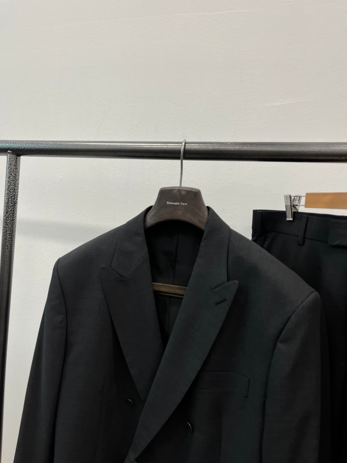 110,35-36) 루이비통 유니폼 더블슈트 상품이미지2