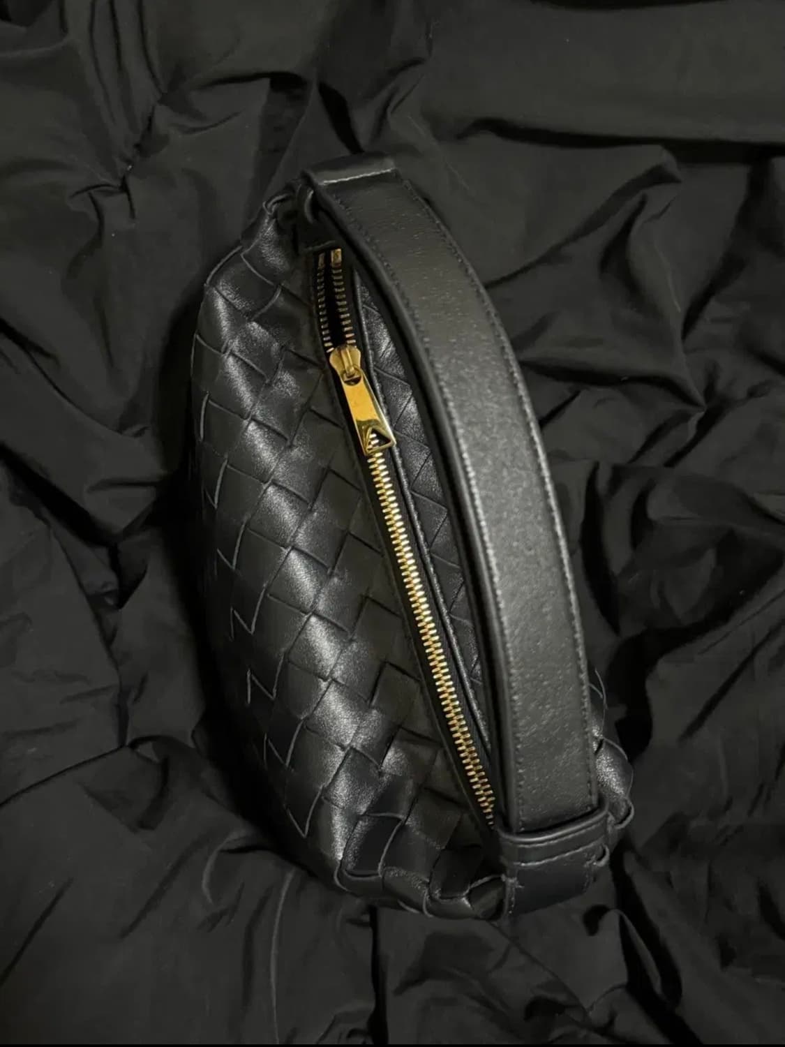 보테가베네타 월리스 미니 블랙 / 공홈 416만원 상품이미지2