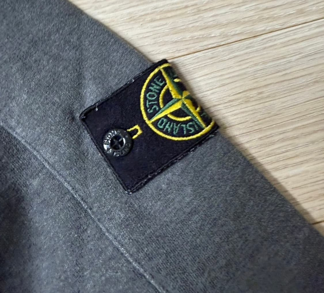 백화점판)  스톤아일랜드 맨투맨 100 사이즈  상태 9.0/10  사진 상품이미지3