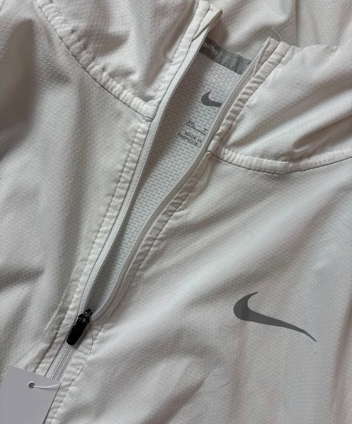 나이키 스우시 화이트 바람막이 상품이미지3