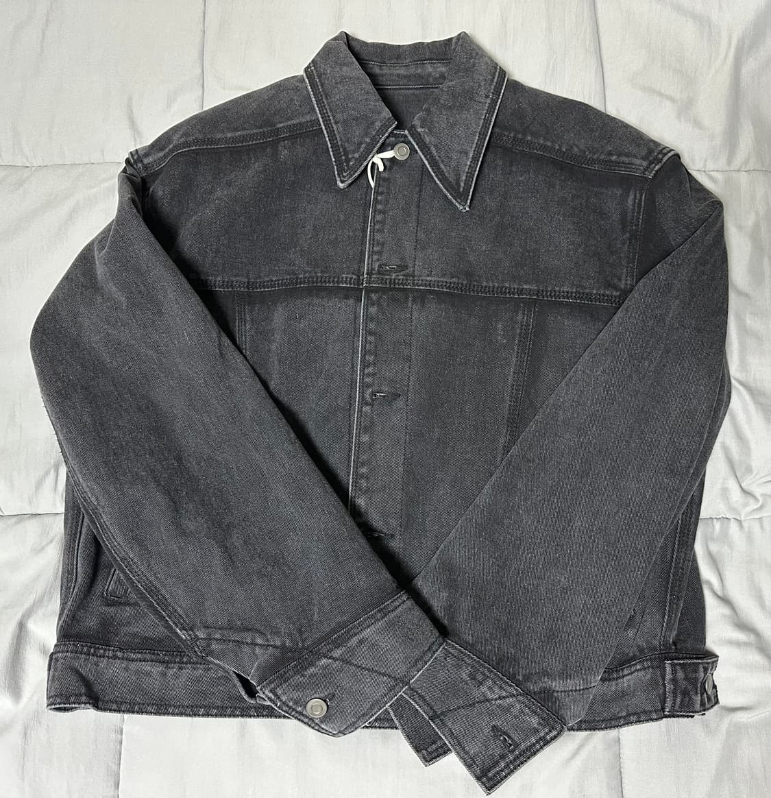 쿠어 페이디드 워싱 트러커 자켓 블랙 L 미착용 새제품 상품이미지1