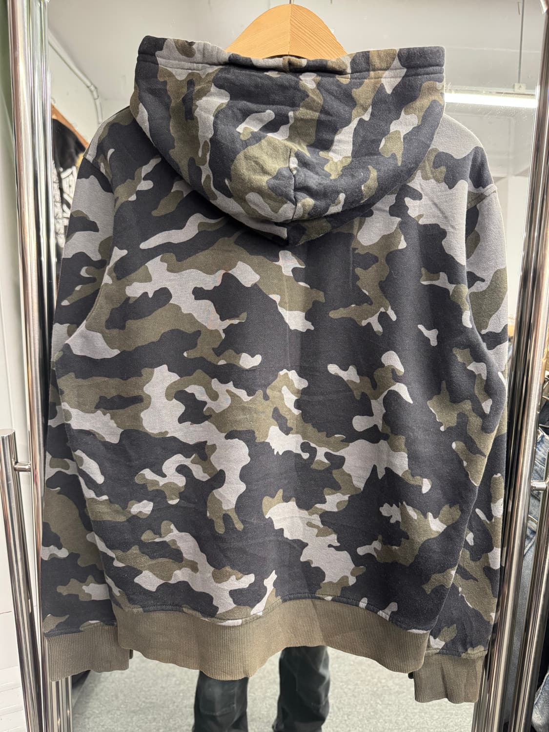 언더아머 카모패턴 후드티 상품이미지5