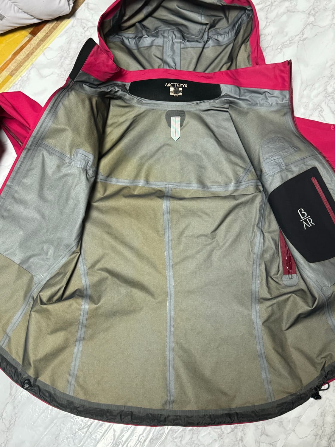 아크테릭스 고어택스 바람막이 후드 자켓 상품이미지6