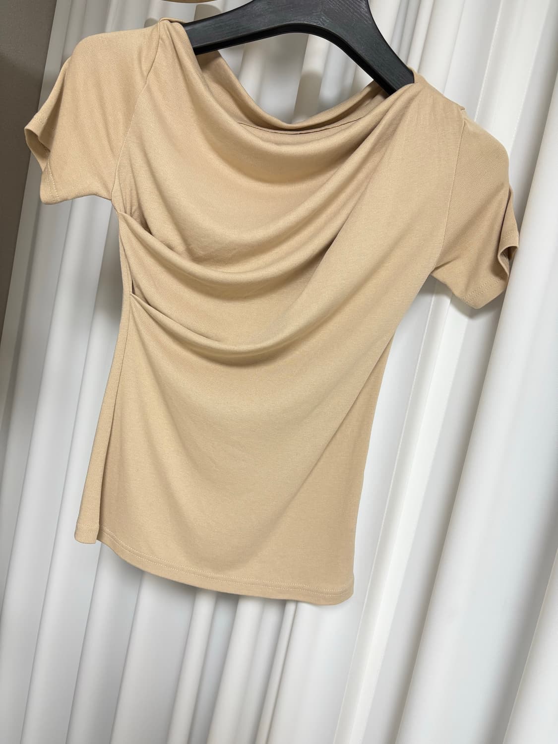 데일리주드 셔링 반팔 티 - 아이보리, 베이지 상품이미지2