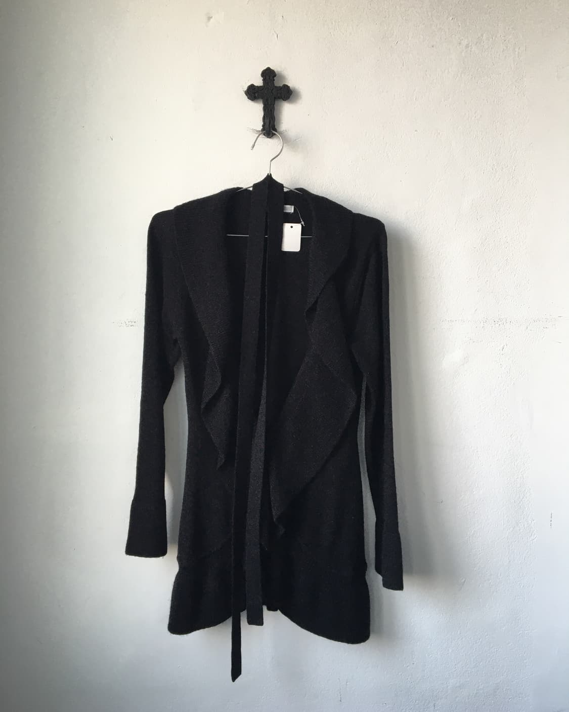 Belted ruffle point knit cardigan 상품이미지1