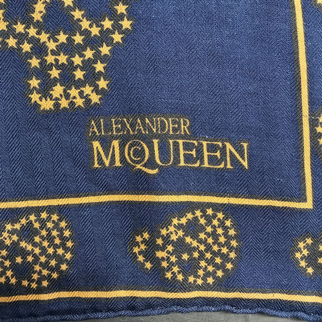 알렉산더 맥퀸 패턴 스카프 상품이미지5