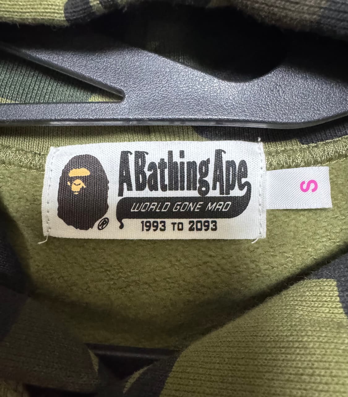 베이프 녹계 크롭 후드티 상품이미지3