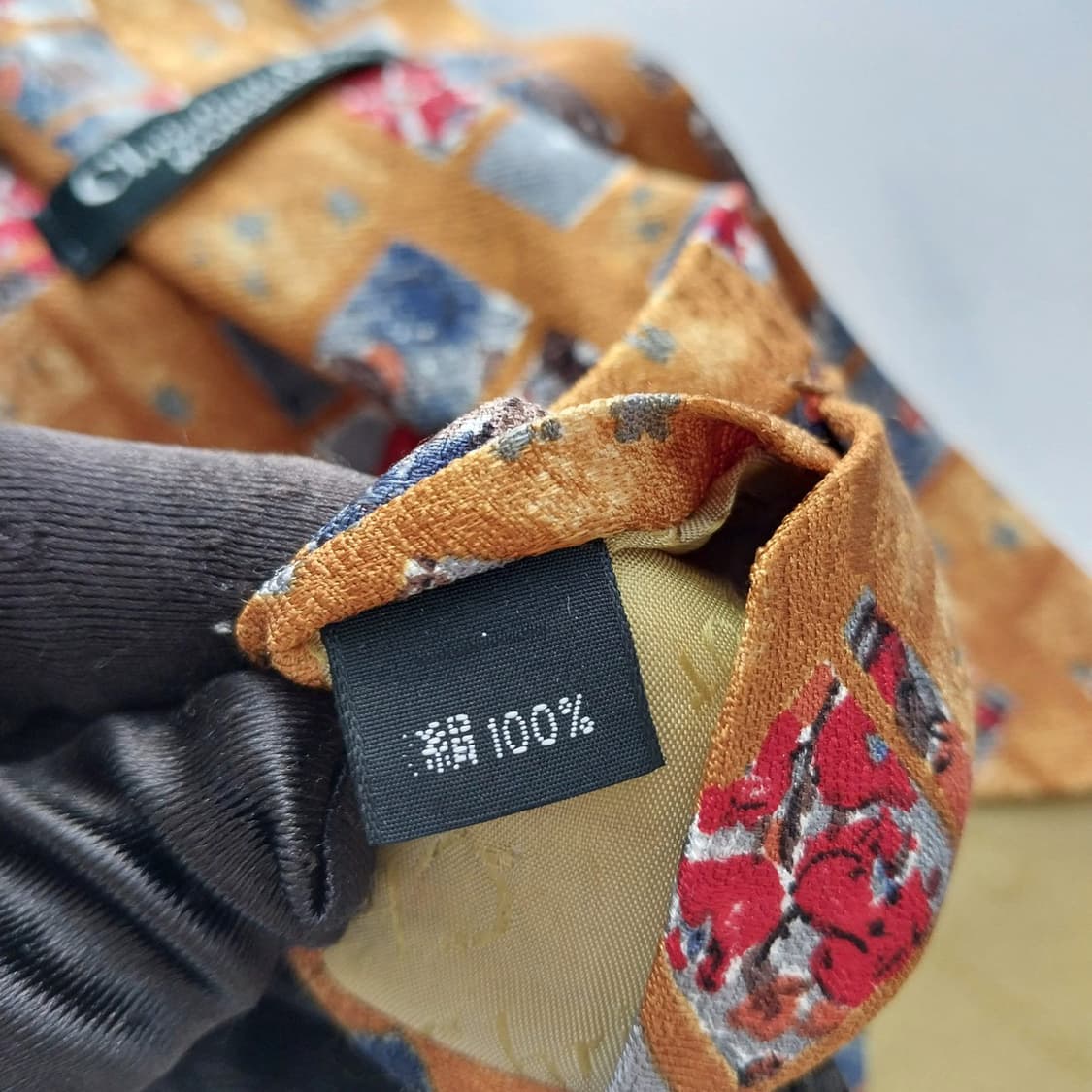 디올 실크 브라운 아트 패턴 넥타이 10.2cm A+등급 K1444
 상품이미지10