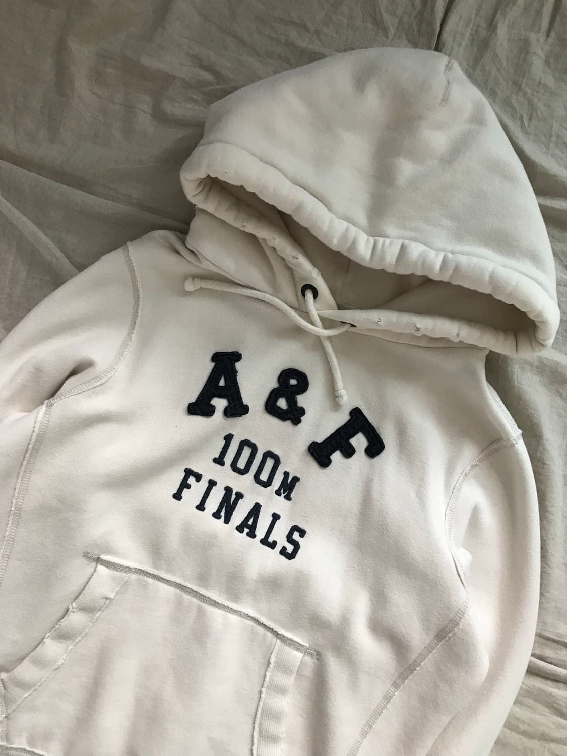 아베크롬비 자수로고 화이트 후드티 상품이미지6