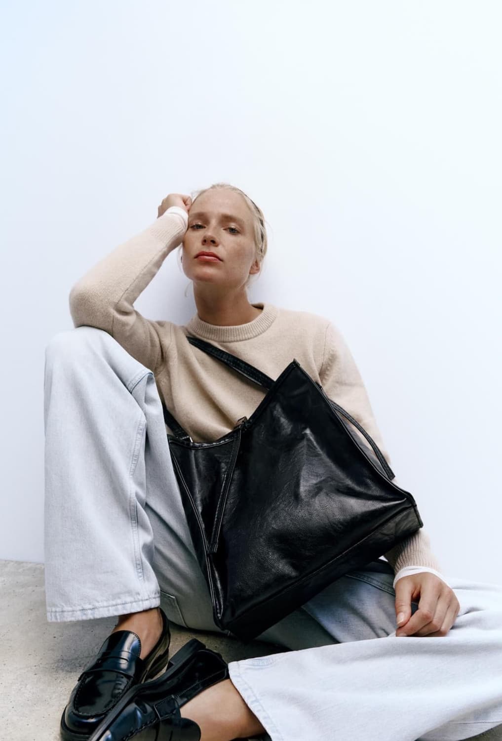 링클 이펙트 락 쇼퍼 백 상품이미지1