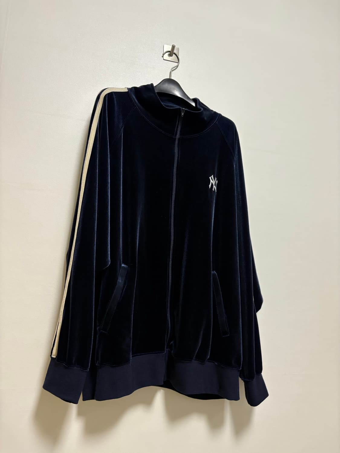 프릭스스토어 벨벳 트랙자켓 상품이미지2