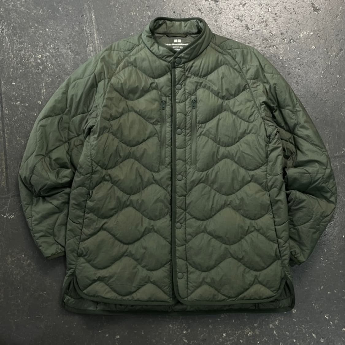 100 유니클로 x 화이트 마운티니어링 하이브리드 자켓 상품이미지1