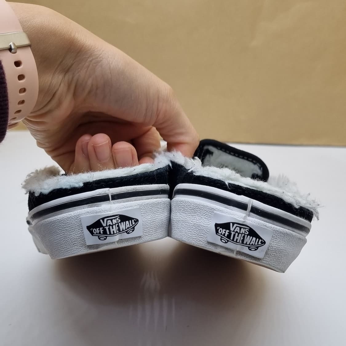 반스 클래식 스웨이드 퍼 뮬225. 상품이미지4