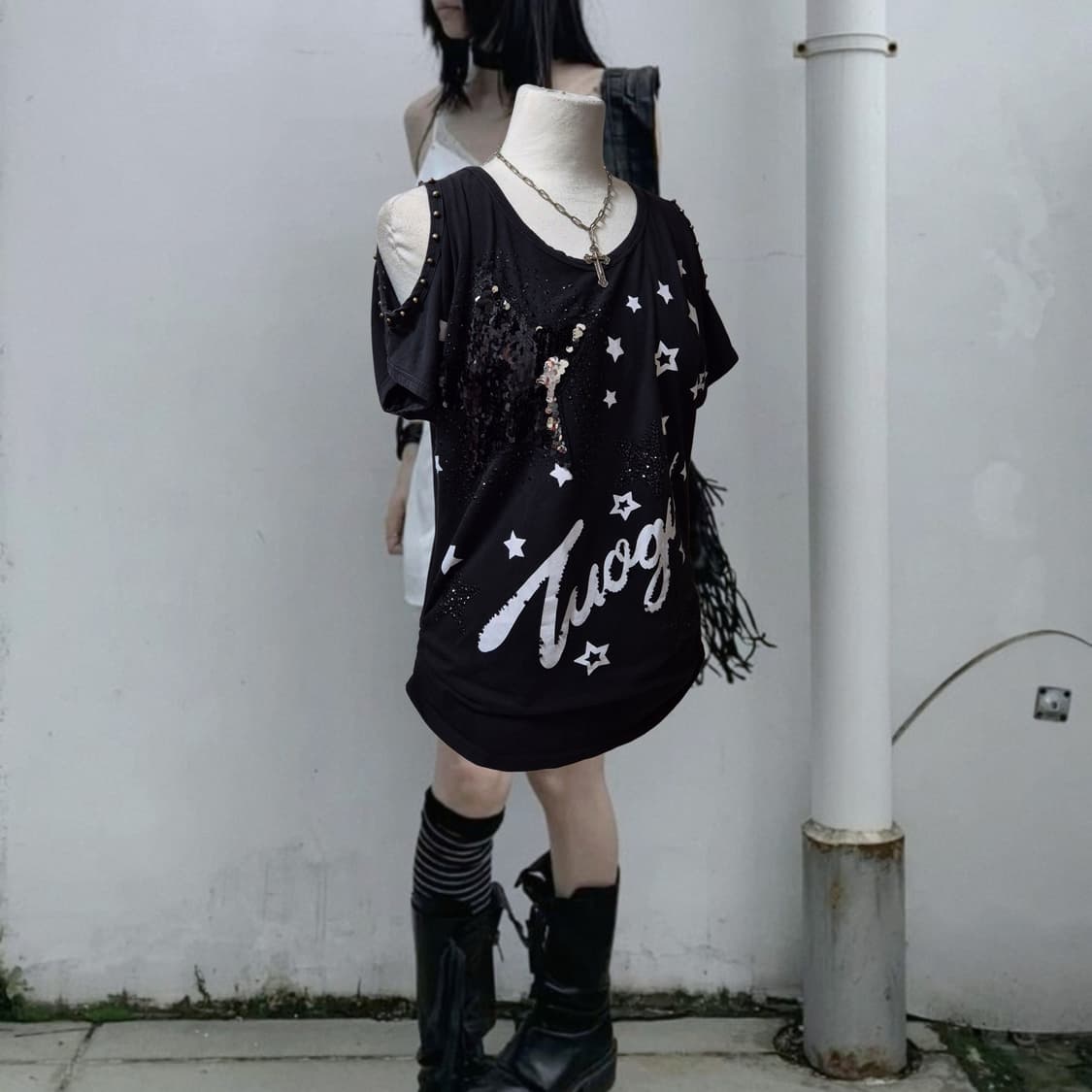 Vintage 03 Black Angel Cut-Out stud top 상품이미지2