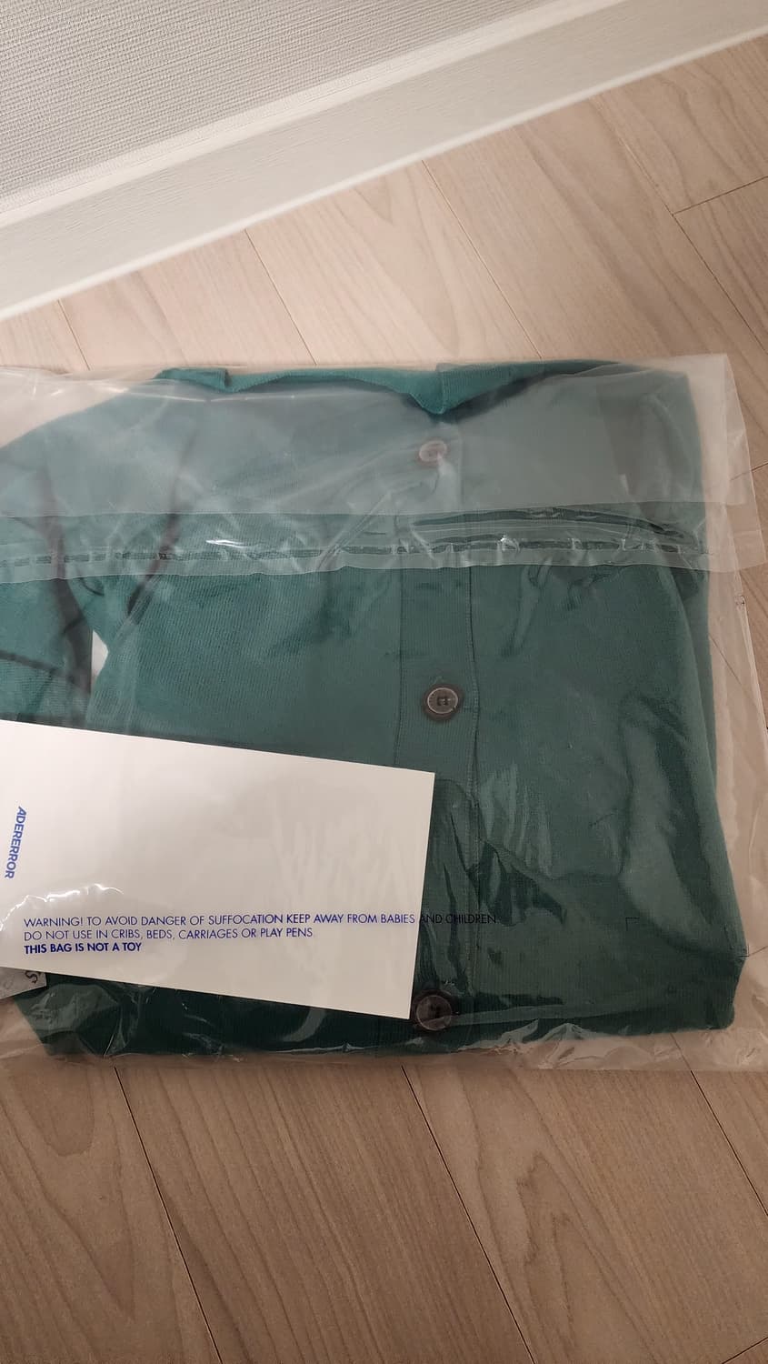 아더에러 트윈 하트 가디건 A1 상품이미지3