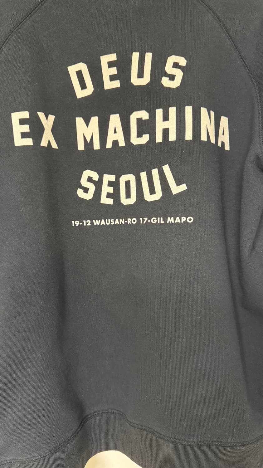 데우스 엑스 마키나 서울 xl 맨투맨 블랙 상품이미지3