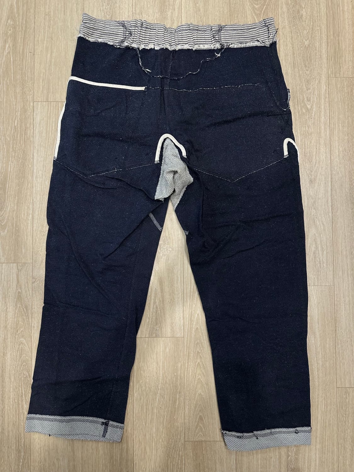 솔로이스트 크롭 팬츠 상품이미지2