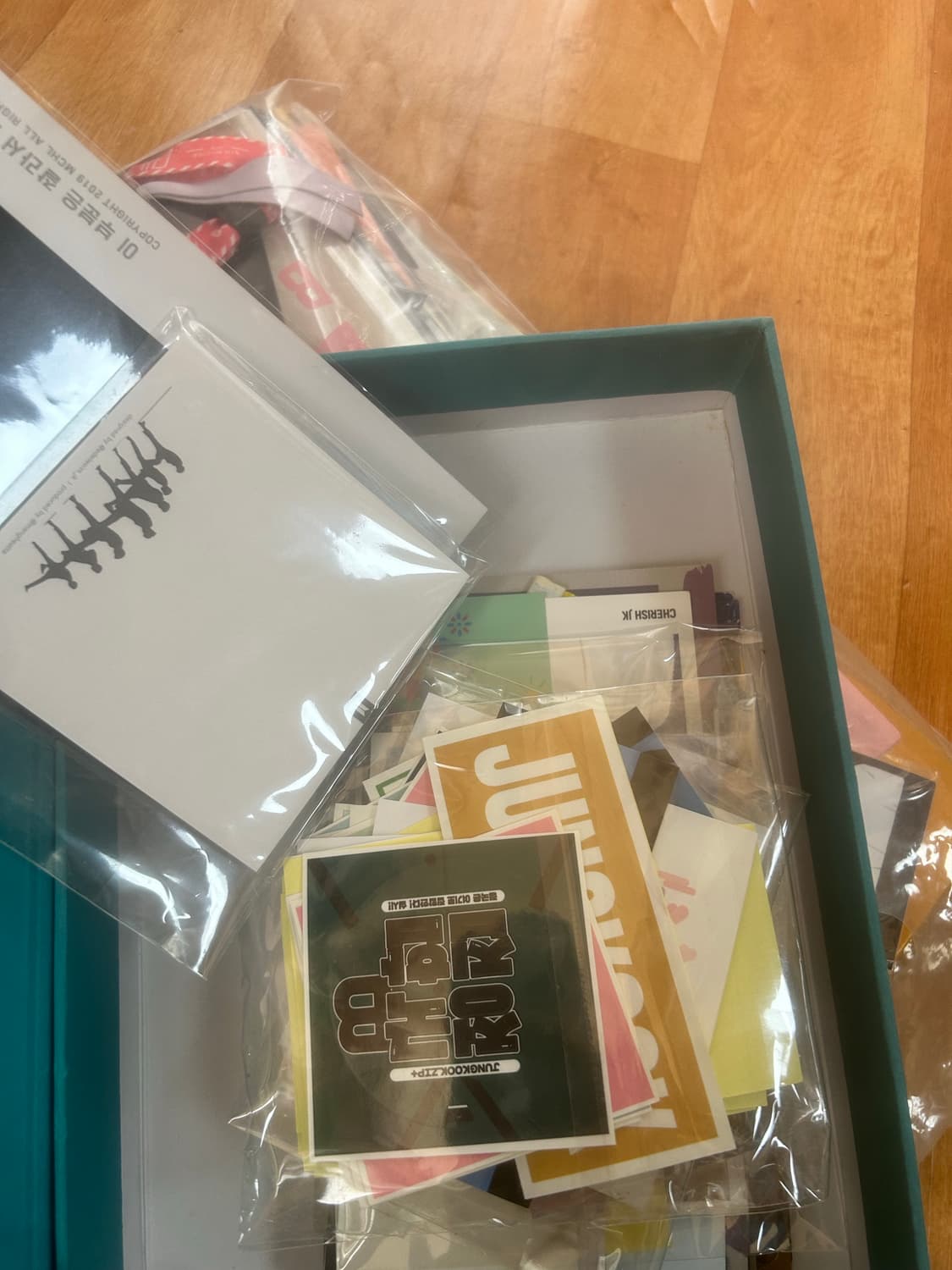 방탄소년단 앨범& 굿즈,스티커 상품이미지10