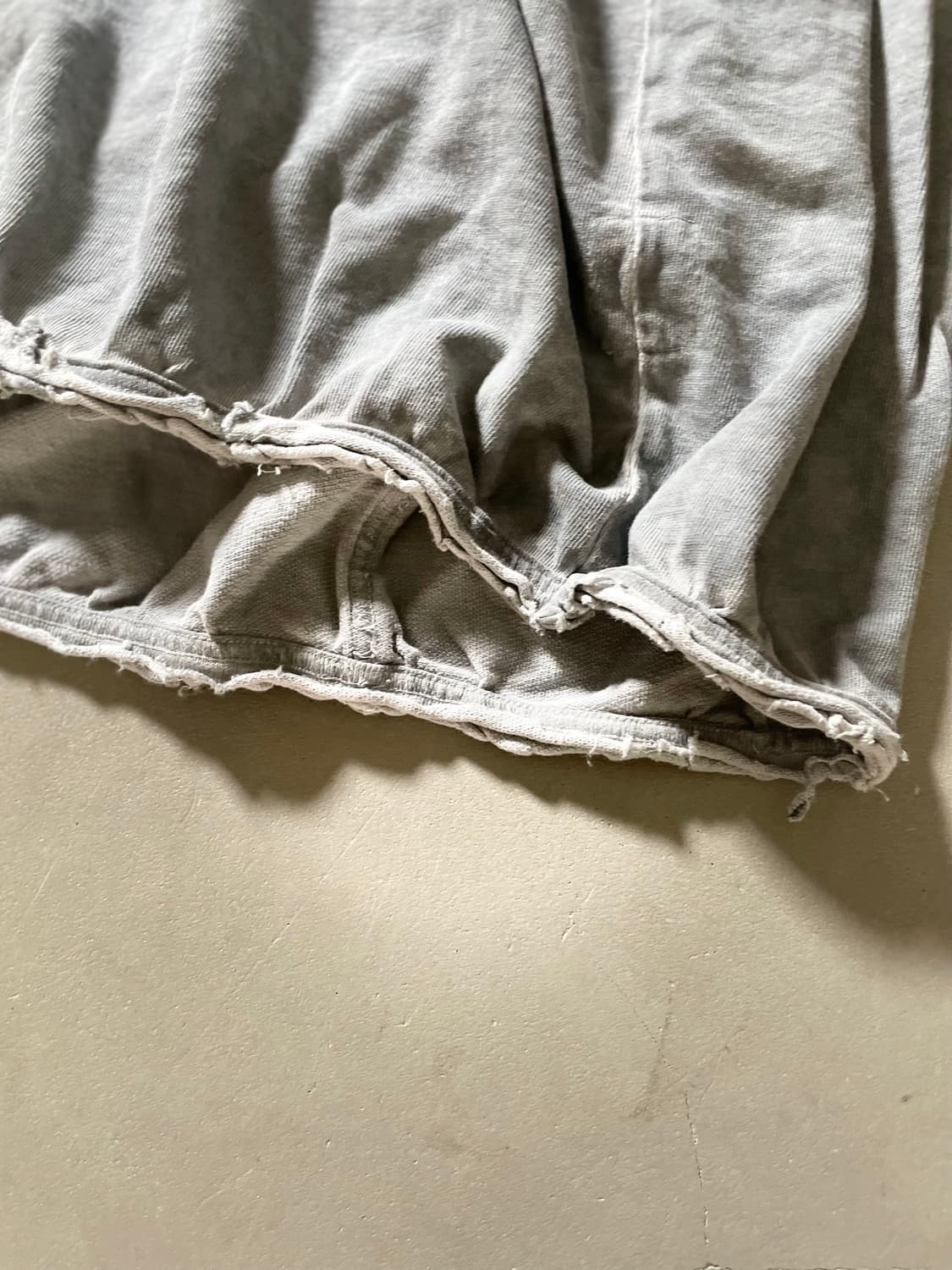 KZ Atelier Custom Distressed Sweat Top 상품이미지3