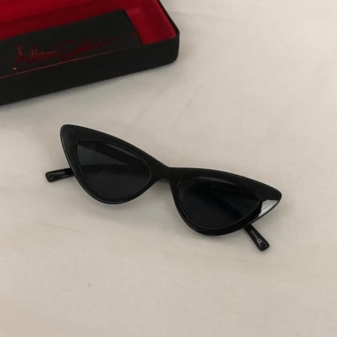 Le specs x Adam selman sunglasses 상품이미지1