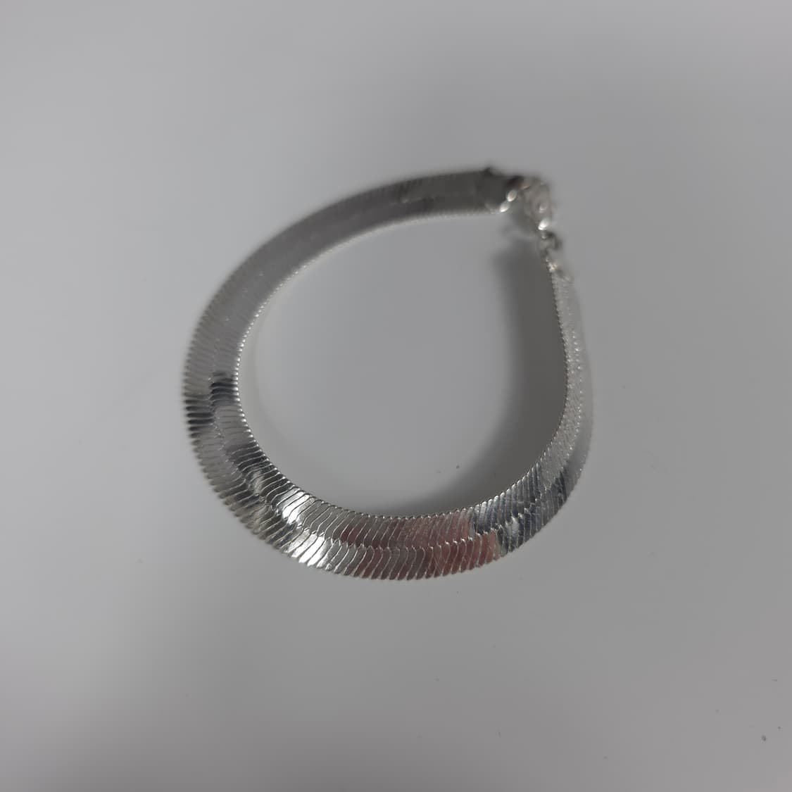 [새상품] 실버 헤링본 팔찌 메탈 상품이미지8