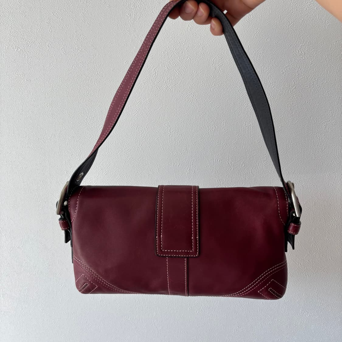COACH Y2K Buckle Leather Shoulder Bag 상품이미지7
