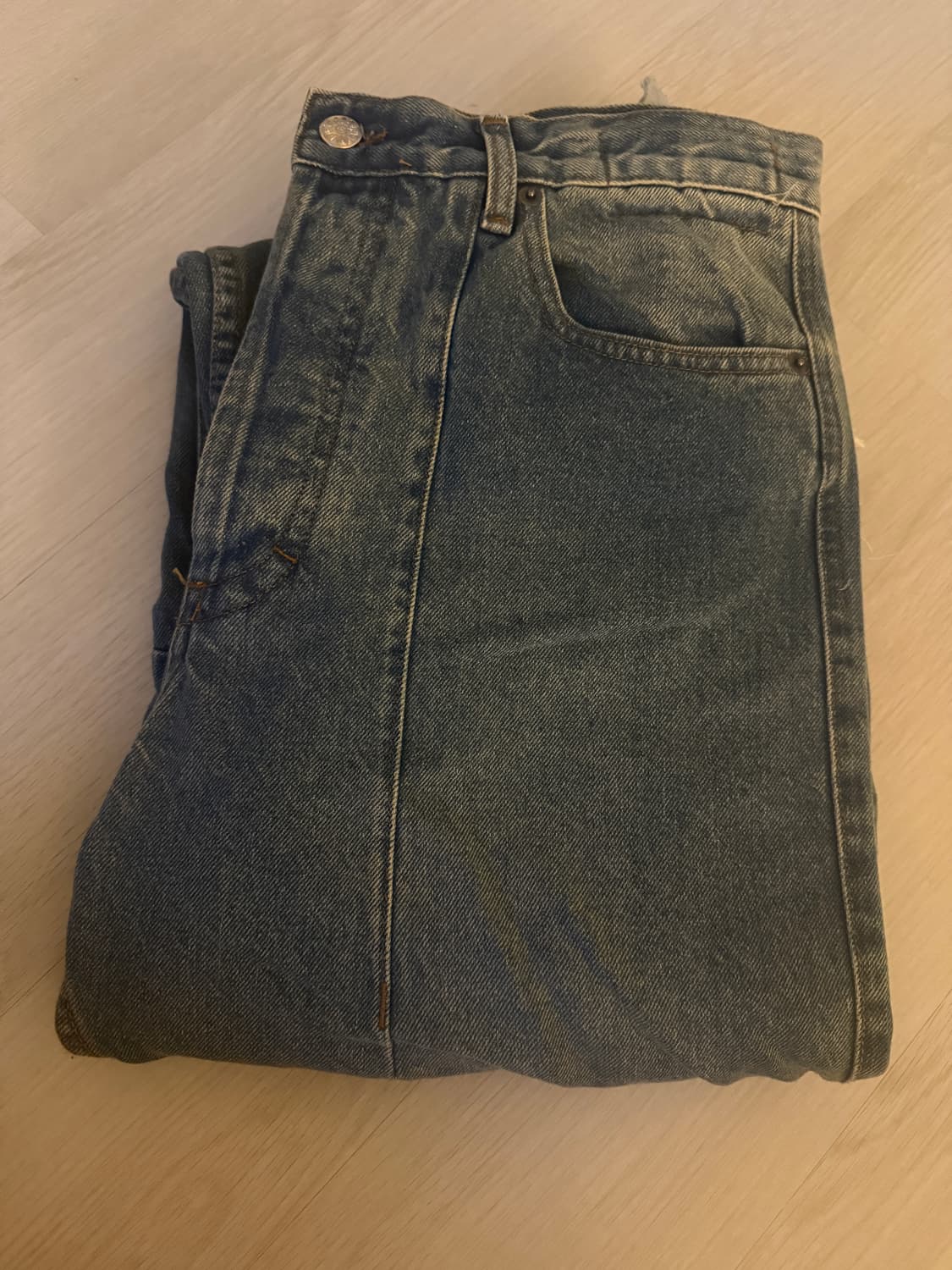 Edward cuming Dart Volume Jeans 1사이즈 상품이미지1