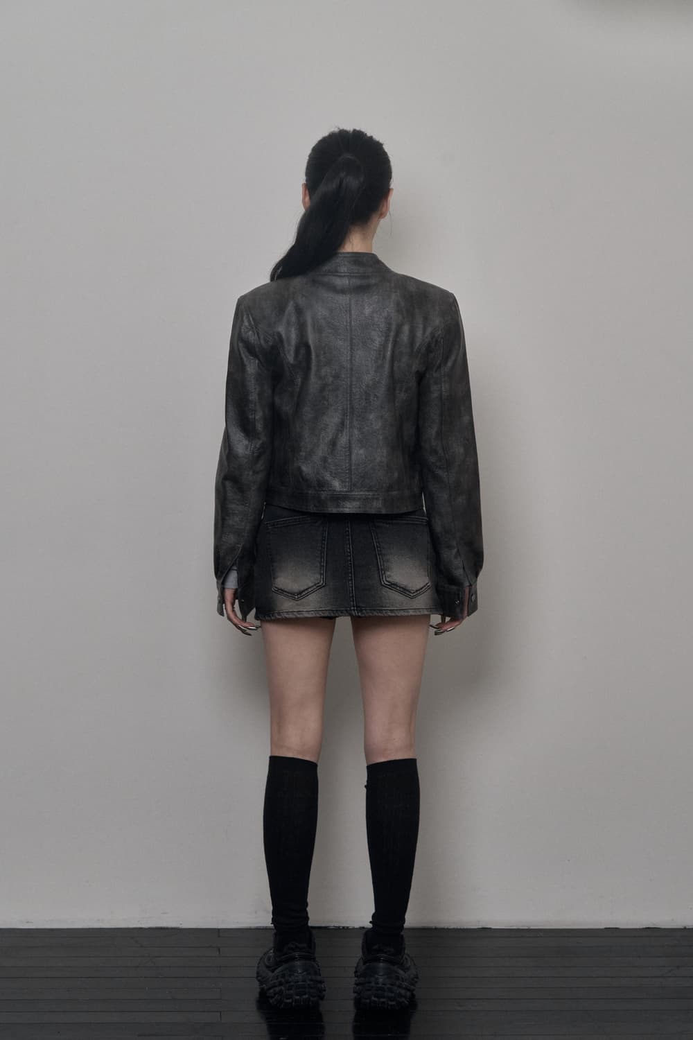 카키포인트 레이싱 레더 자켓 다크 그레이 상품이미지5