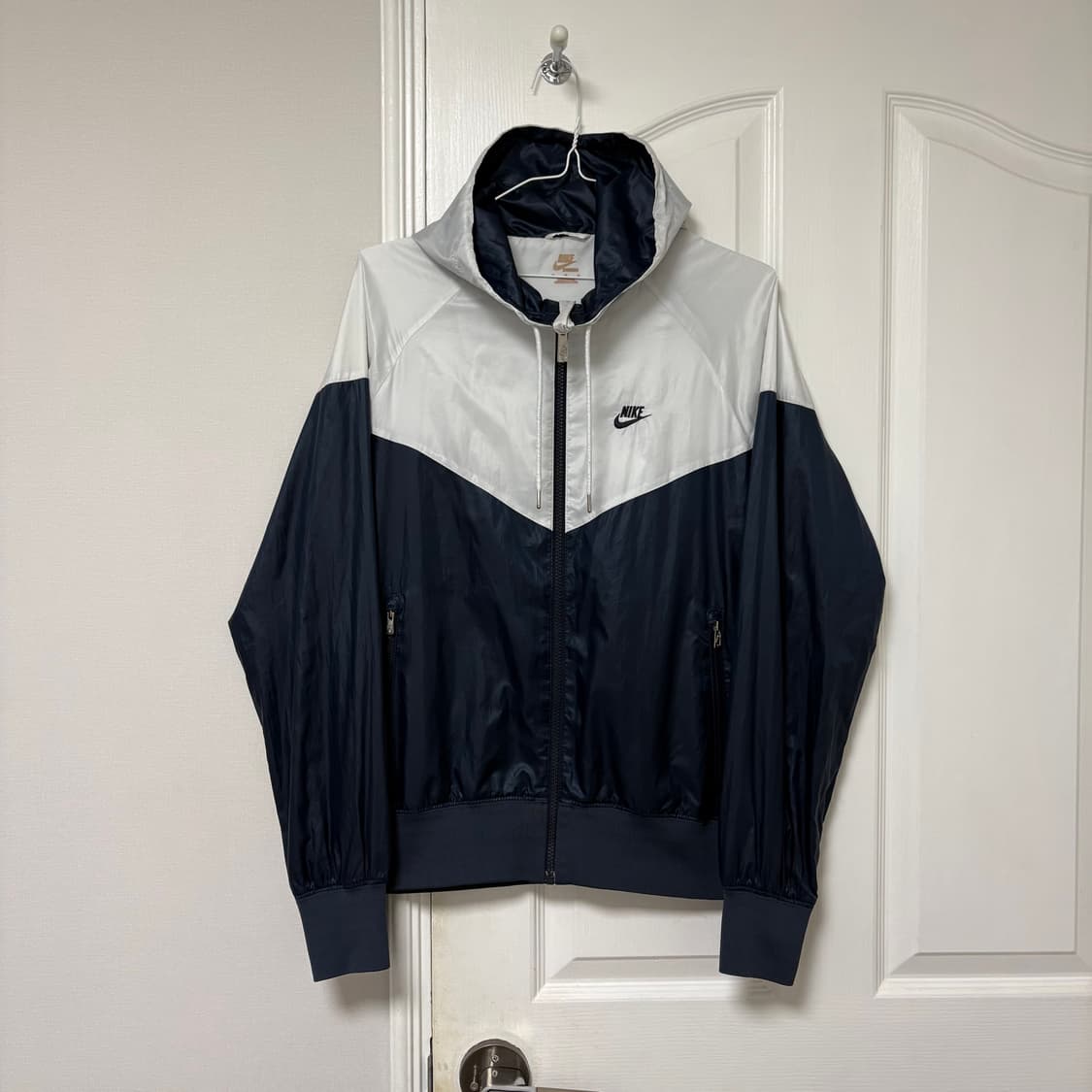희귀) 나이키 윈드러너 배색 바람막이 (네이비 화이트) 상품이미지3