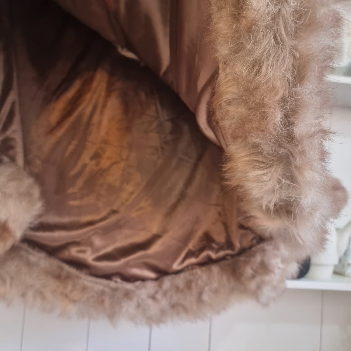 딸기우유 체크 퍼 케이프 상품이미지5