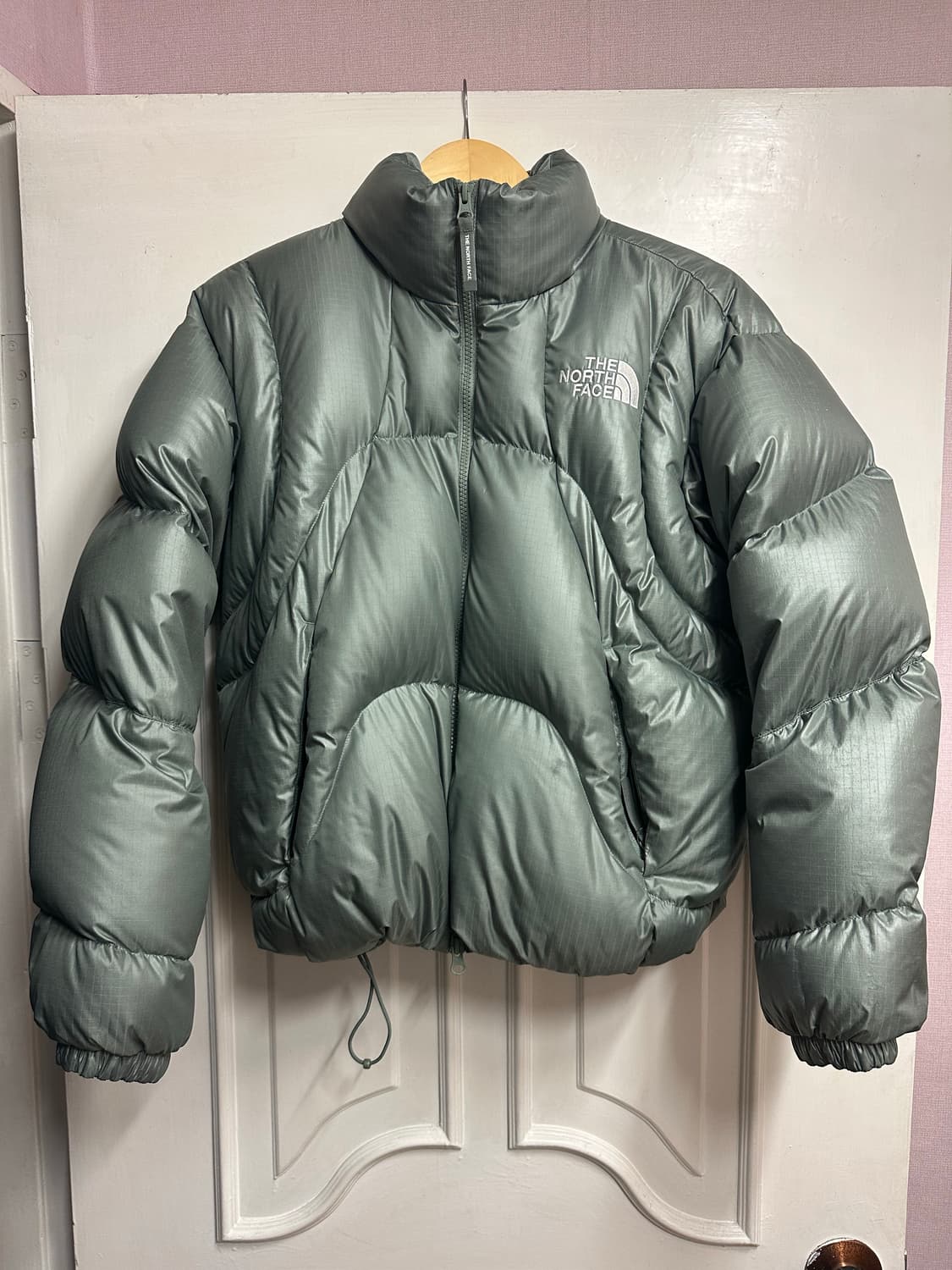 XS 노스페이스 화이트 라벨 웨이브 RDS 다운 자켓 카키 상품이미지1