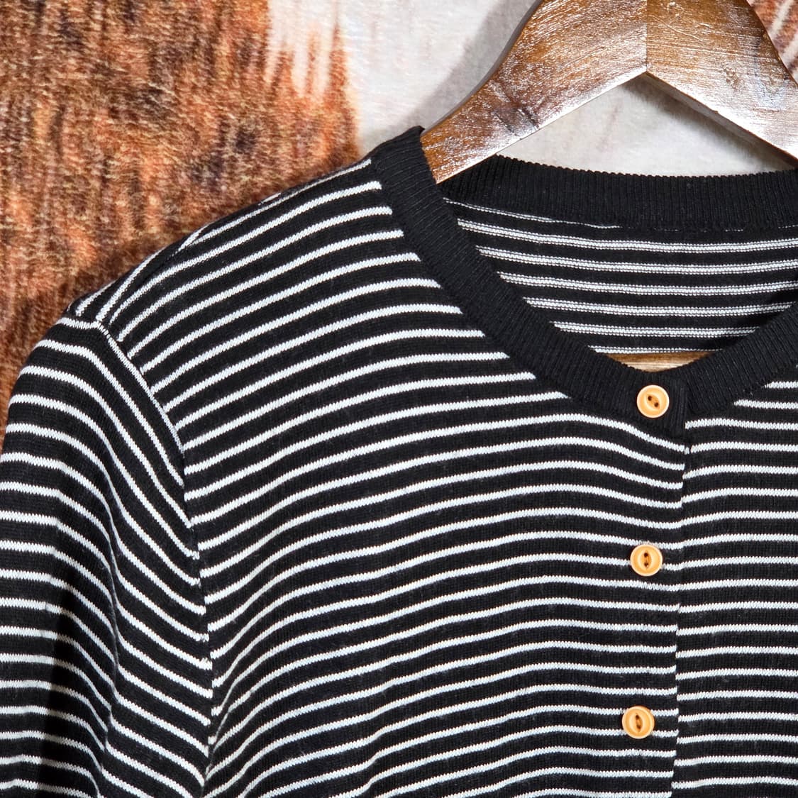 블랙 단가라 스트라이프 슬림핏 가디건 상품이미지2