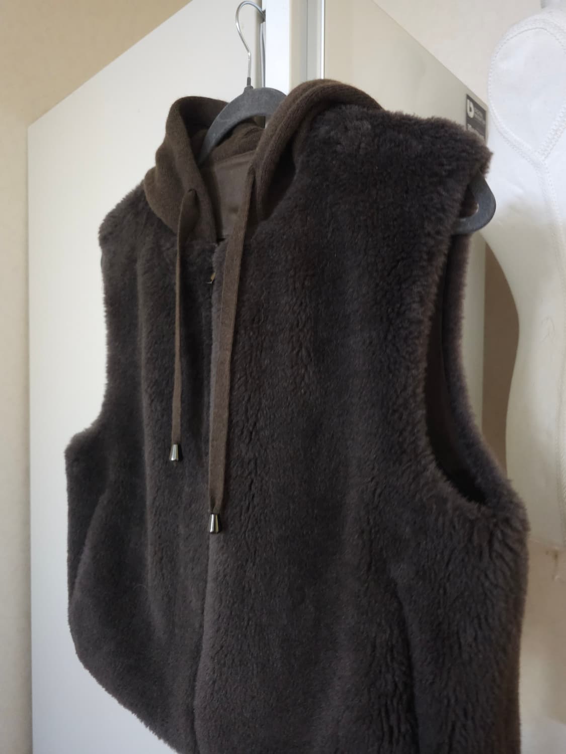 더 엣지 후드 양모베스트 77 상품이미지2